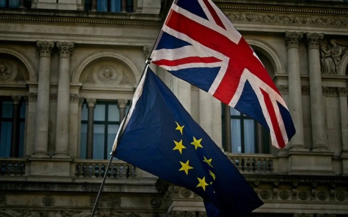 brexit-flags