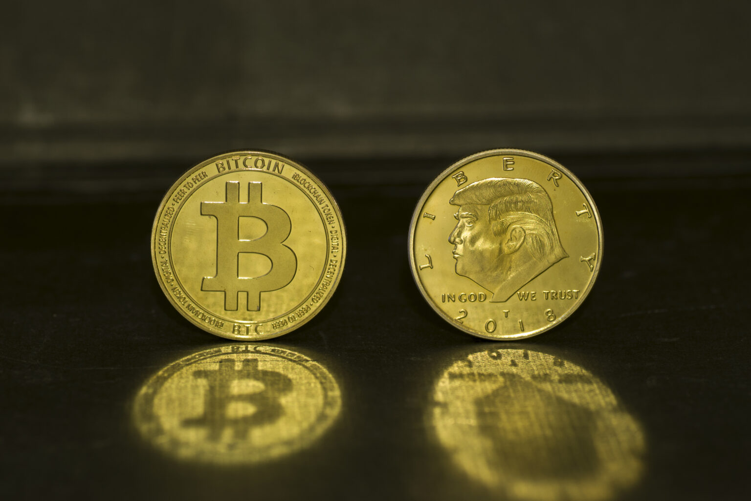 Barcelona,,Spain,-,July,29,2019:,Bitcoin,Golden,Coin,Vs
