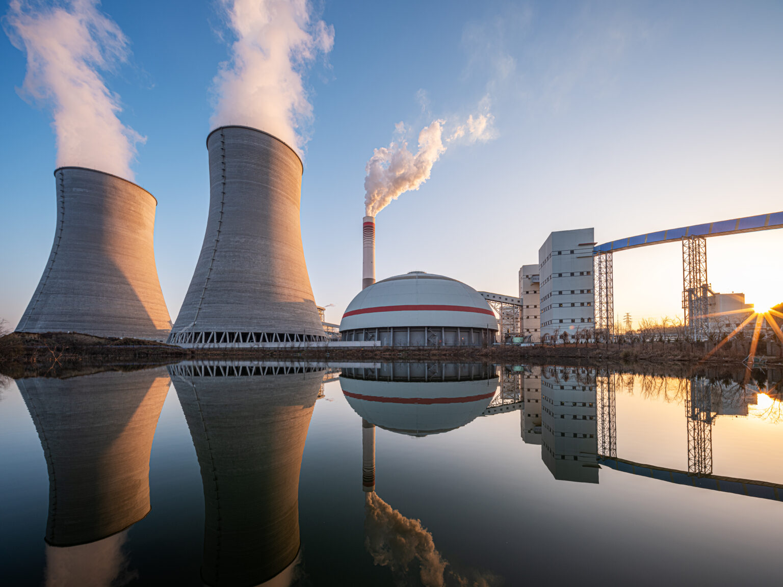 At,Dusk,,The,Thermal,Power,Plants