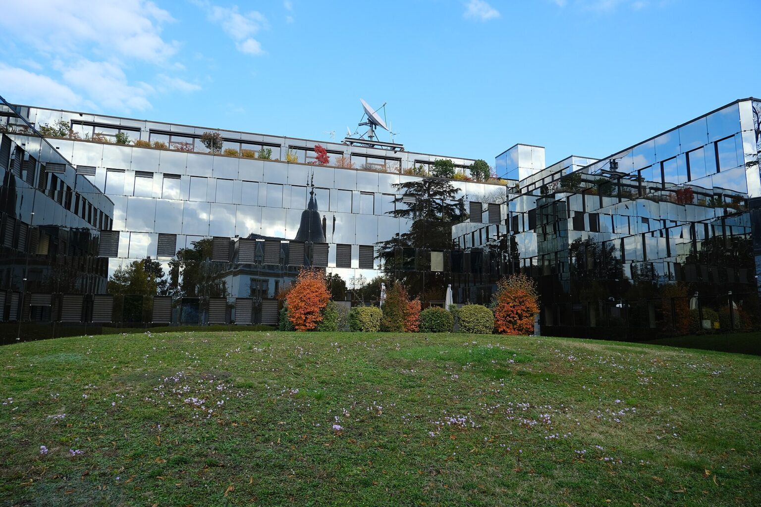 European_Broadcasting_Union_@_Parc_du_Château-Pictet_@_Le_Grand-Saconnex_(50637603596)